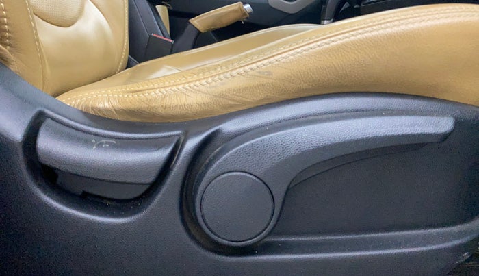 2019 Hyundai Creta SX AT 1.6 PETROL, Petrol, Automatic, 76,513 km, Driver Side Adjustment Panel