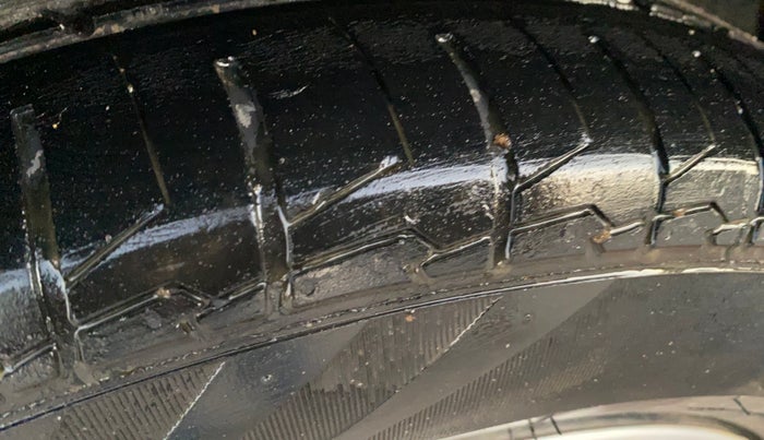 2019 Tata NEXON XM PETROL, Petrol, Manual, 44,897 km, Right Rear Tyre Tread