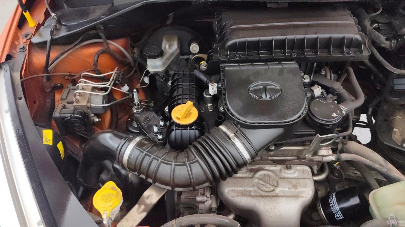 2019 Tata TIAGO NRG PETROL, Petrol, Manual, 45,455 km, Engine View - Right