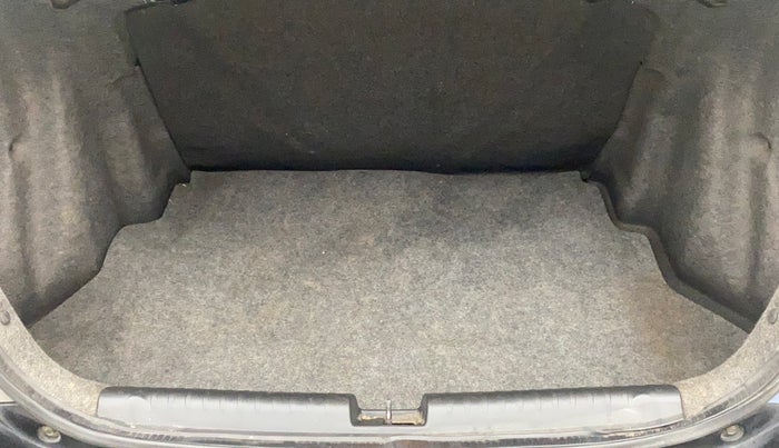 2014 Honda Amaze 1.2L I-VTEC E, Petrol, Manual, 51,663 km, Boot Inside
