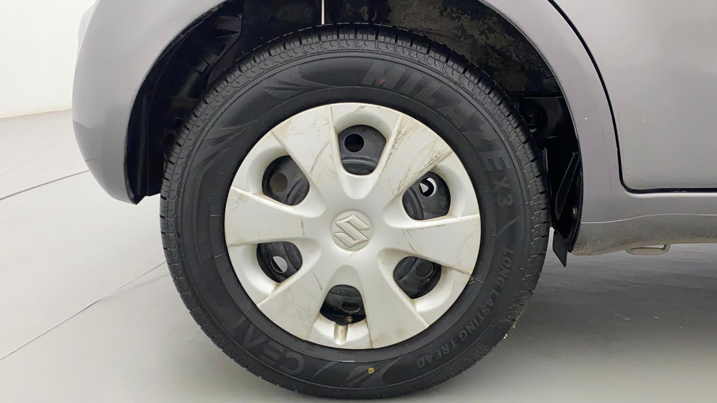 2011 Maruti Ritz VXI, Petrol, Manual, 71,841 km, Right Rear Wheel