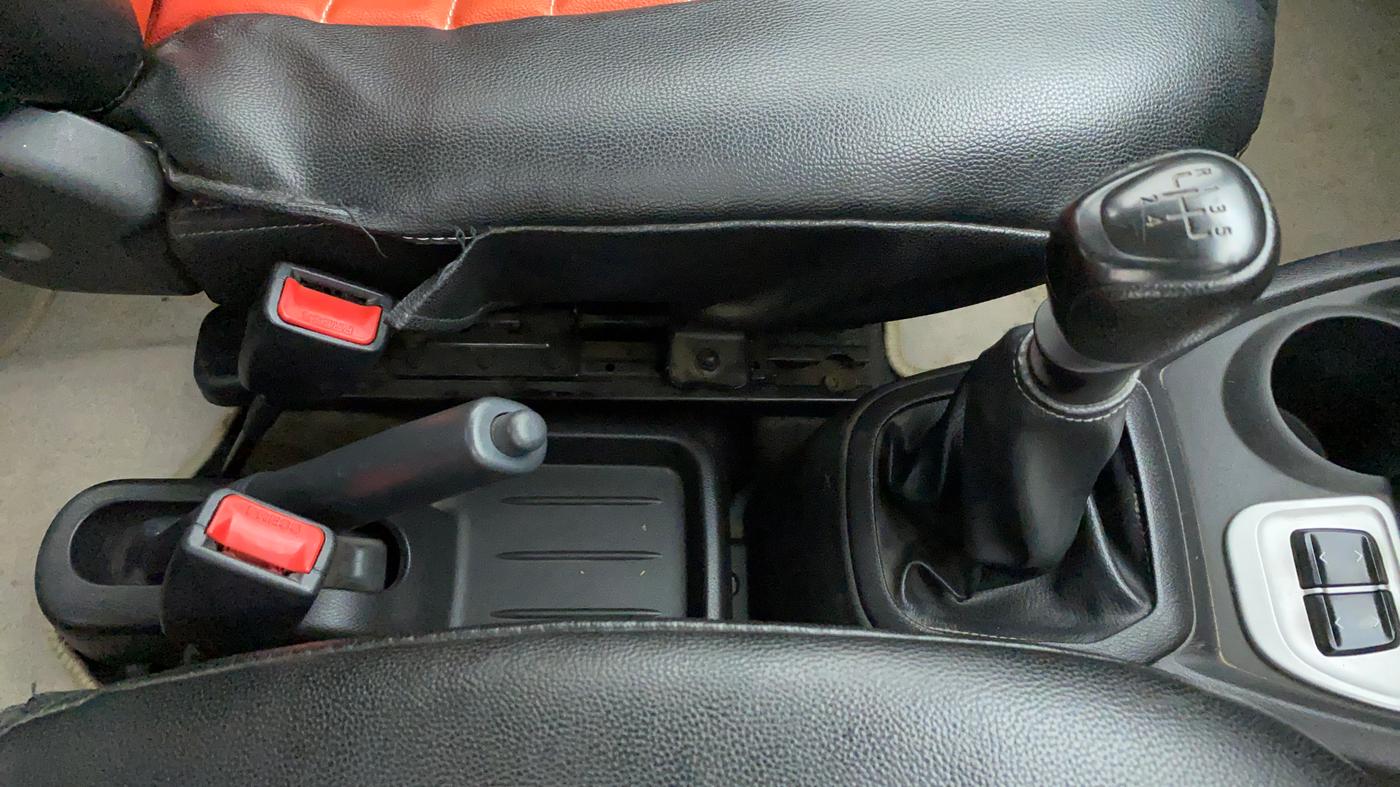 2018 Datsun Redi Go T (O), Petrol, Manual, 19,594 km, Gear Lever