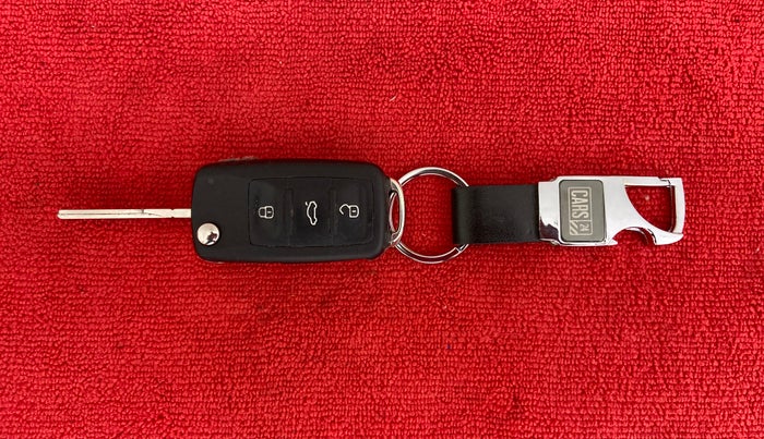 2018 Volkswagen Ameo HIGHLINE PLUS 1.5L AT 16 ALLOY, Diesel, Automatic, 39,028 km, Key Close Up