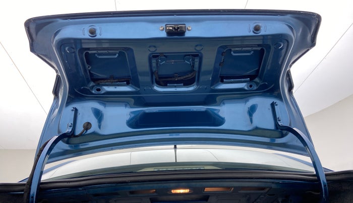 2018 Volkswagen Ameo HIGHLINE PLUS 1.5L AT 16 ALLOY, Diesel, Automatic, 39,028 km, Boot Door Open