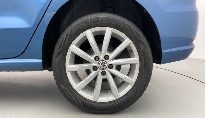 2018 Volkswagen Ameo HIGHLINE PLUS 1.5L AT 16 ALLOY, Diesel, Automatic, 39,028 km, Left Rear Wheel
