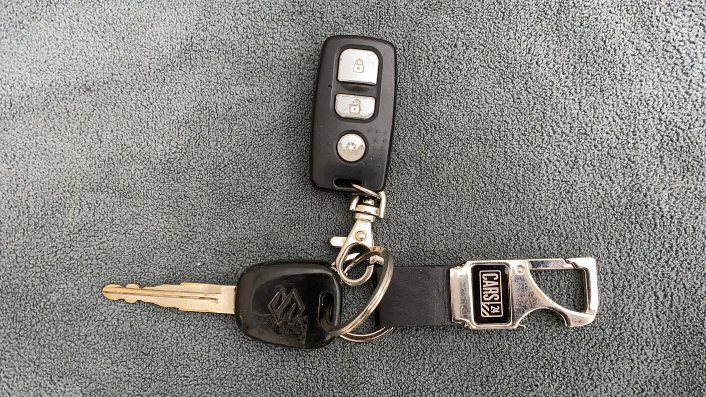 2010 Maruti Ritz VXI, Petrol, Manual, 91,909 km, Key Close Up