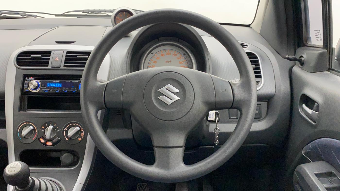 2010 Maruti Ritz VXI, Petrol, Manual, 91,909 km, Steering Wheel Close Up