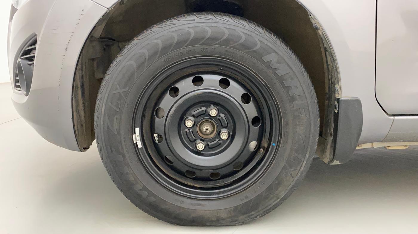 2010 Maruti Ritz VXI, Petrol, Manual, 91,909 km, Left Front Wheel