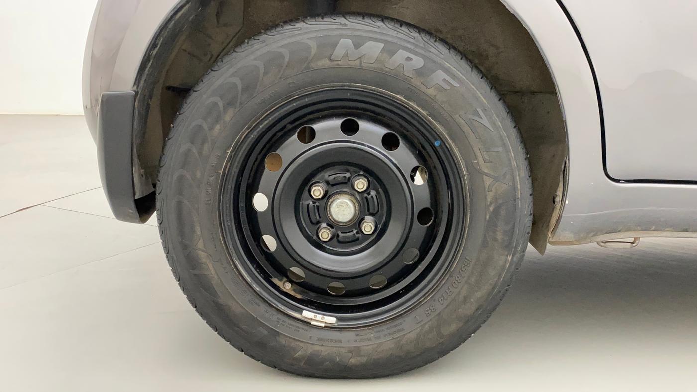 2010 Maruti Ritz VXI, Petrol, Manual, 91,909 km, Right Rear Wheel