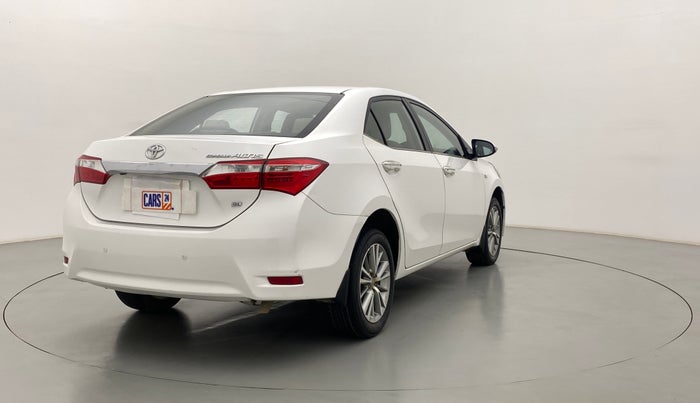2015 Toyota Corolla Altis GL, Petrol, Manual, 45,170 km, Right Back Diagonal