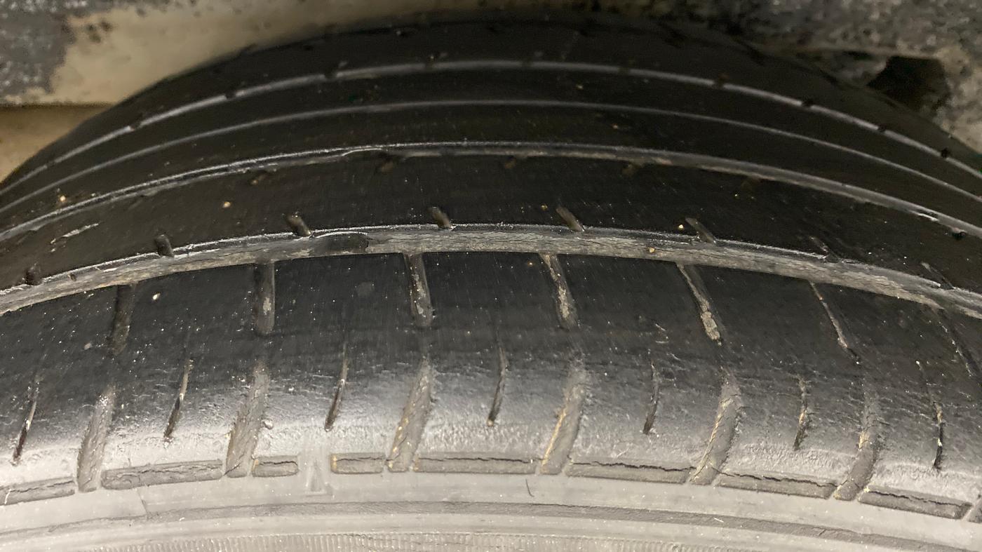 2015 Toyota Corolla Altis GL, Petrol, Manual, 45,170 km, Right Rear Tyre Tread