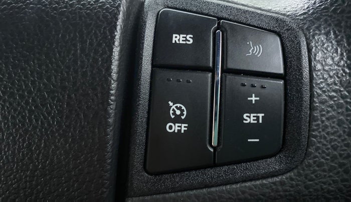 2021 Mahindra Thar LX PETROL HT 4WD AT, Petrol, Automatic, 5,918 km, Adaptive Cruise Control