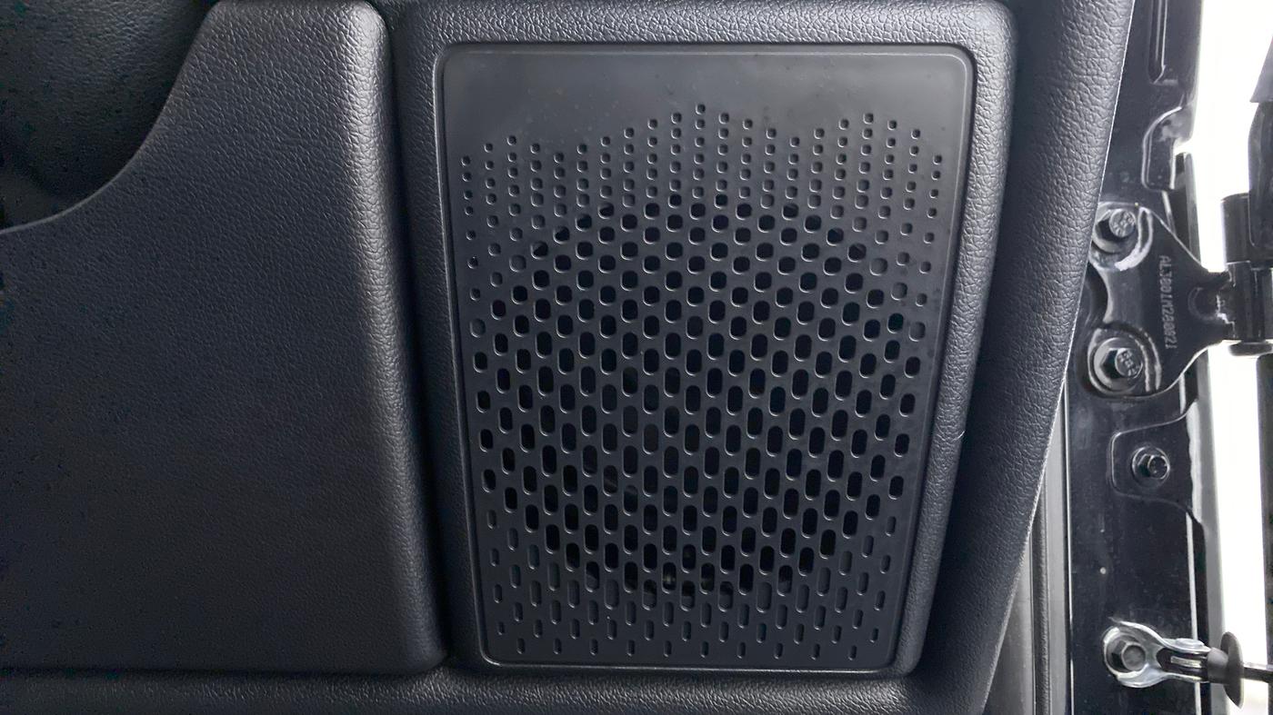 2021 Mahindra Thar LX PETROL HT 4WD AT, Petrol, Automatic, 5,918 km, Speaker