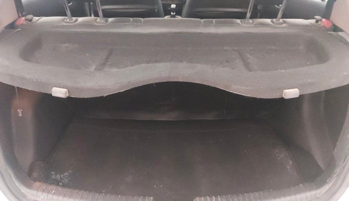 2015 Hyundai Grand i10 ASTA 1.2 KAPPA VTVT, Petrol, Manual, 45,424 km, Boot Inside