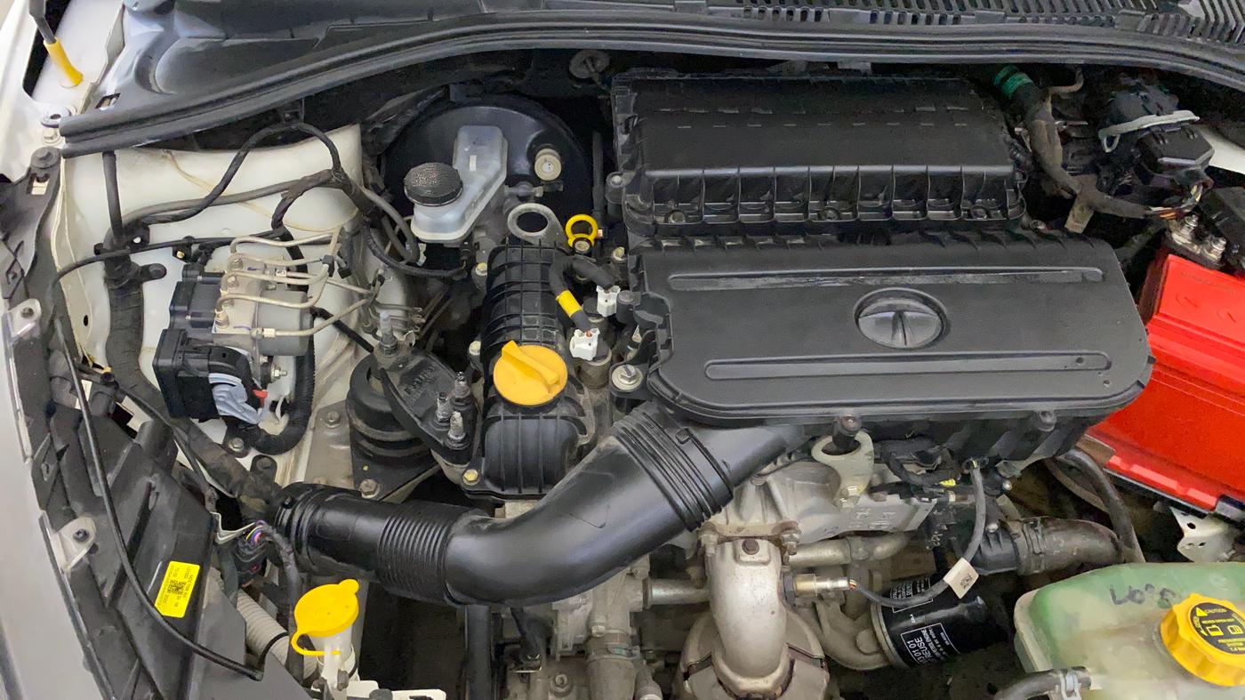 2022 Tata Tiago XZ PLUS PETROL, Petrol, Manual, 43,726 km, Engine View - Right