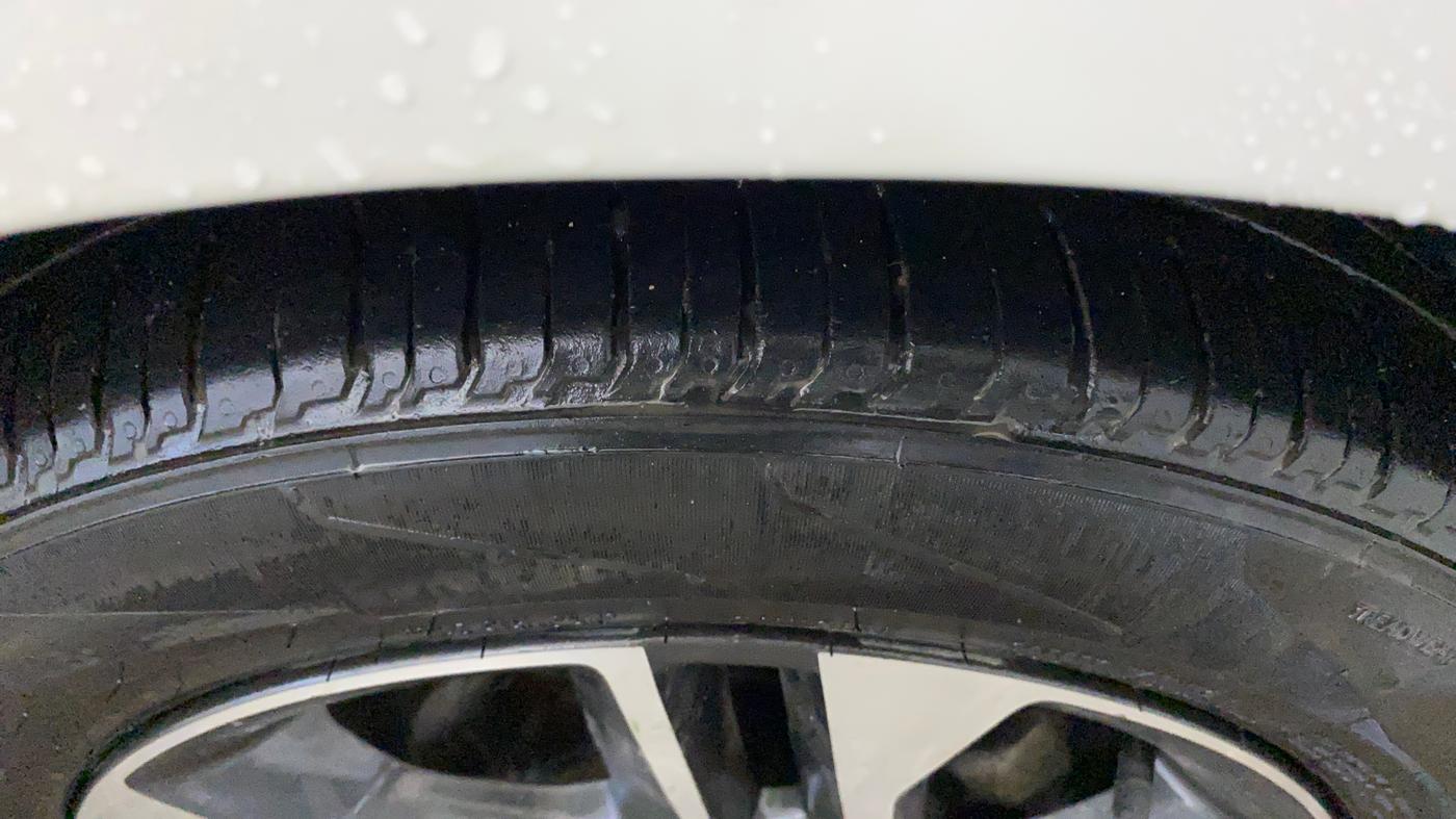 2022 Tata Tiago XZ PLUS PETROL, Petrol, Manual, 43,726 km, Right Front Tyre Tread