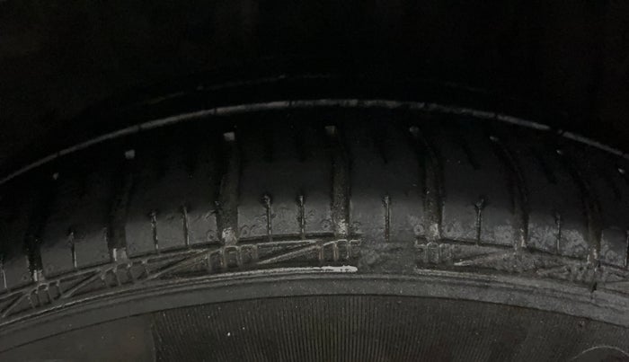 2017 Tata Tiago XT PETROL, CNG, Manual, 73,551 km, Left Rear Tyre Tread