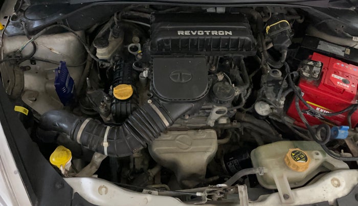 2017 Tata Tiago XT PETROL, CNG, Manual, 73,551 km, Engine View - Right