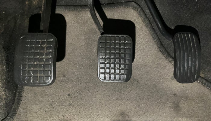 2017 Tata Tiago XT PETROL, CNG, Manual, 73,551 km, Pedals