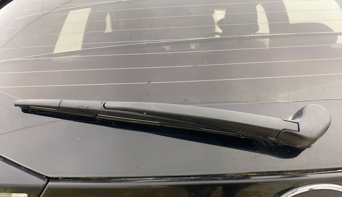 2022 Tata ALTROZ XZA PLUS DARK EDTION, Petrol, Automatic, 50,007 km, Rear Wiper