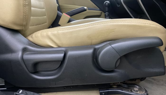 2017 Honda City 1.5L I-VTEC SV, Petrol, Manual, 78,513 km, Driver Side Adjustment Panel