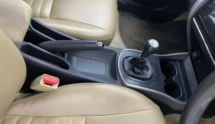 2017 Honda City 1.5L I-VTEC SV, Petrol, Manual, 78,513 km, Gear Lever