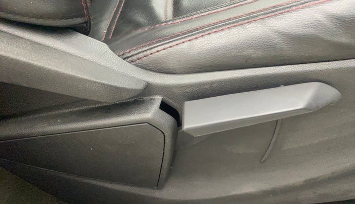 2017 Ford Ecosport TITANIUM 1.5L DIESEL, Diesel, Manual, 97,829 km, Driver Side Adjustment Panel