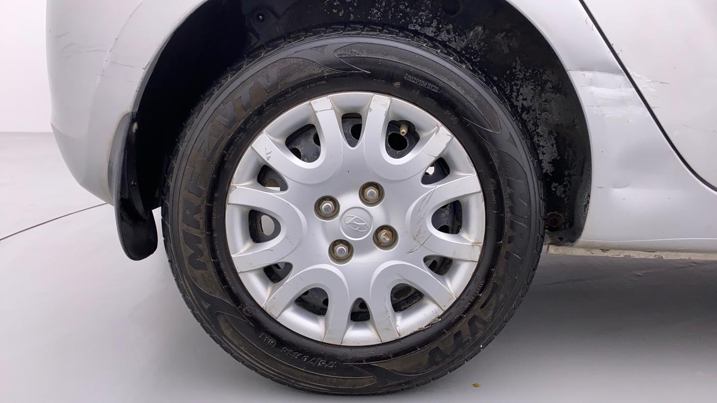 2011 Hyundai i20 MAGNA O 1.2, Petrol, Manual, 44,720 km, Right Rear Wheel