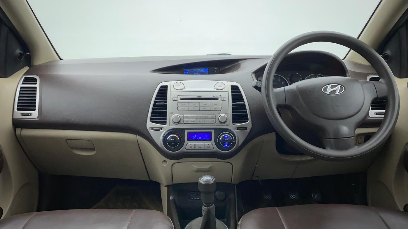 2011 Hyundai i20 MAGNA O 1.2, Petrol, Manual, 44,720 km, Dashboard