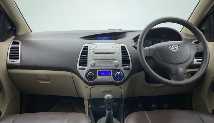 2011 Hyundai i20 MAGNA O 1.2, Petrol, Manual, 44,720 km, Dashboard