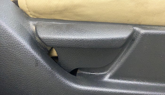 2012 Hyundai Eon ERA +, Petrol, Manual, 98,636 km, Driver Side Adjustment Panel