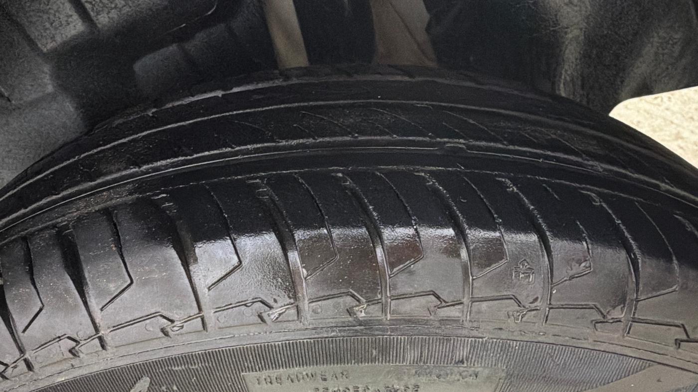 2022 Maruti Swift LXI, Petrol, Manual, 38,115 km, Left Rear Tyre Tread
