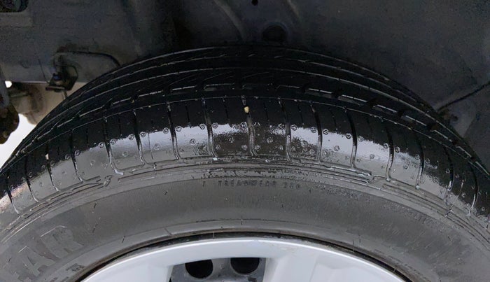 2019 Hyundai VENUE 1.4 CRDI S MT, Diesel, Manual, 3,054 km, Right Rear Tyre Tread