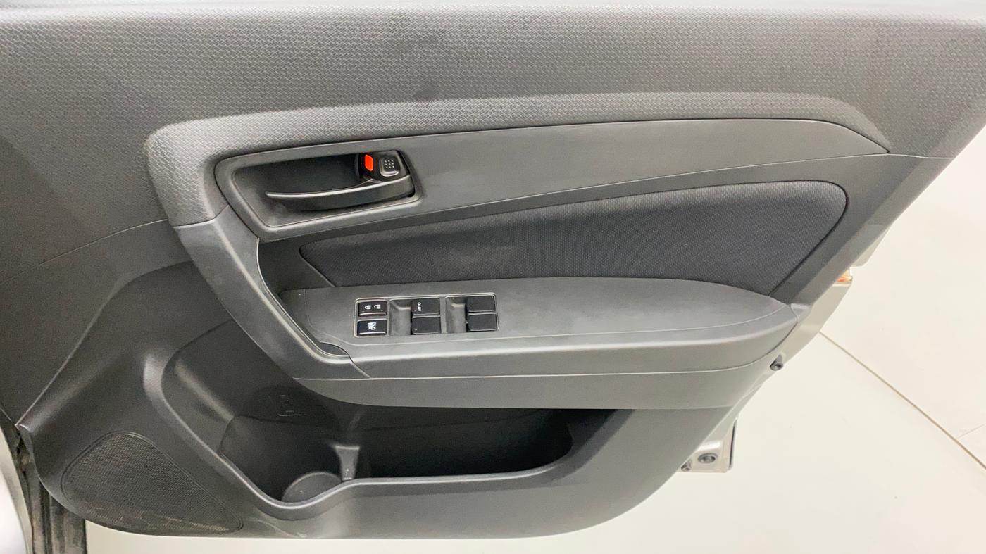 2016 Maruti Vitara Brezza VDI (O), Diesel, Manual, 58,038 km, Driver Side Door Panels Control