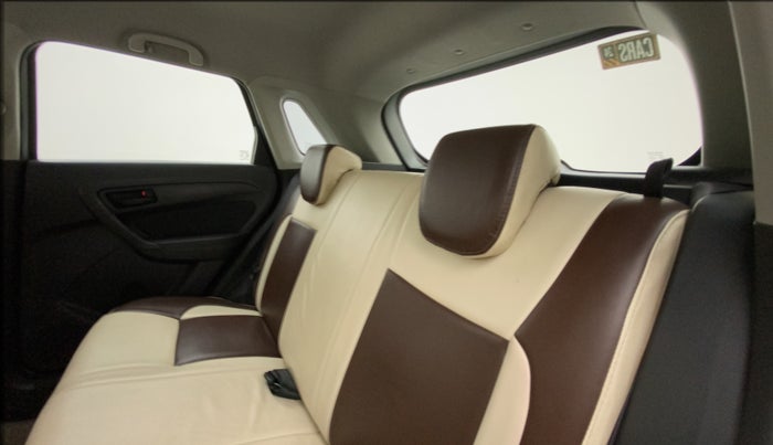 2016 Maruti Vitara Brezza VDI (O), Diesel, Manual, 58,038 km, Right Side Rear Door Cabin