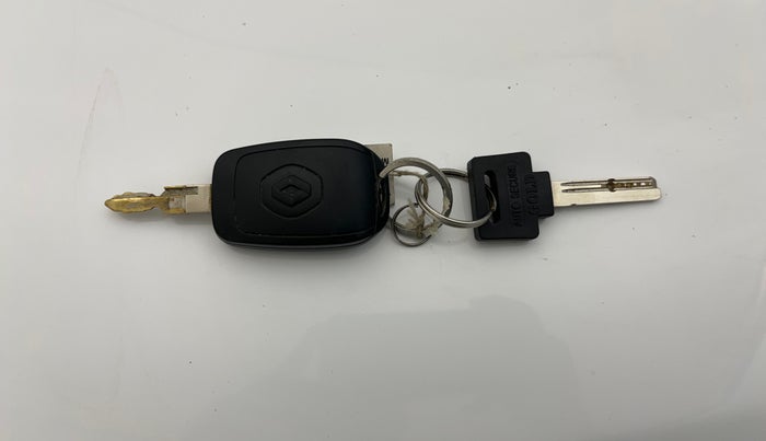 2018 Renault Kwid RXL, Petrol, Manual, 33,827 km, Key Close Up