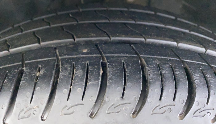 2020 Tata ALTROZ XZ 1.2, Petrol, Manual, 14,162 km, Left Front Tyre Tread