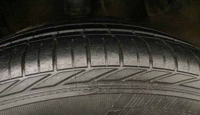2019 Tata NEXON XZ PLUS PETROL, Petrol, Manual, 90,228 km, Right Rear Tyre Tread