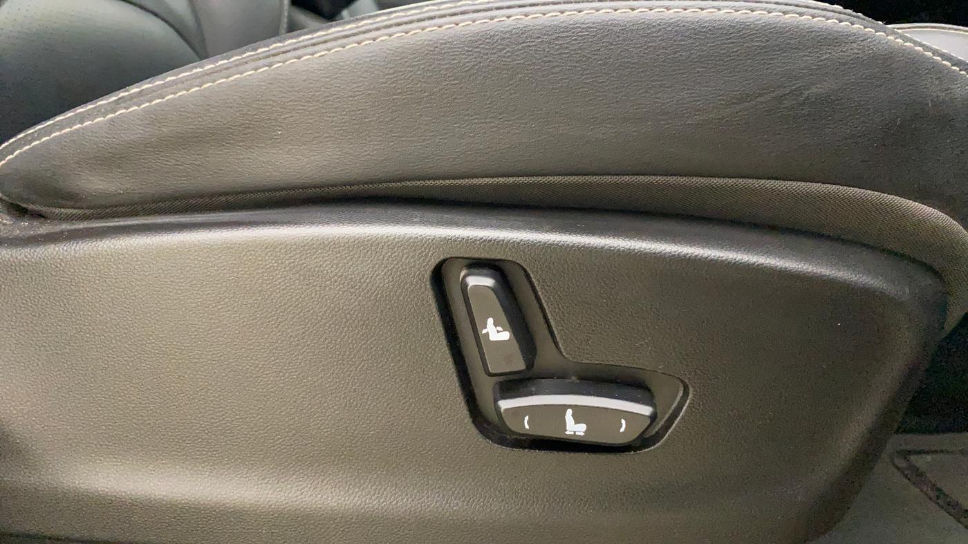 2020 MG HECTOR SHARP 1.5 DCT PETROL, Petrol, Automatic, 64,233 km, Driver Side Adjustment Panel