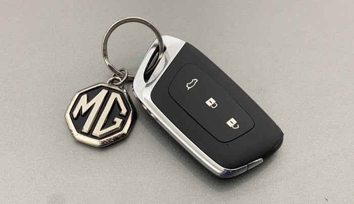 2020 MG HECTOR SHARP 1.5 DCT PETROL, Petrol, Automatic, 64,233 km, Key Close Up