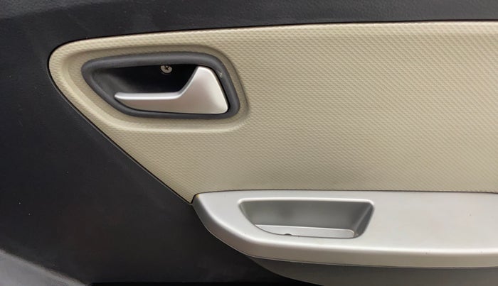 2017 Maruti Alto K10 VXI (O), Petrol, Manual, 82,289 km, Driver Side Door Panels Control