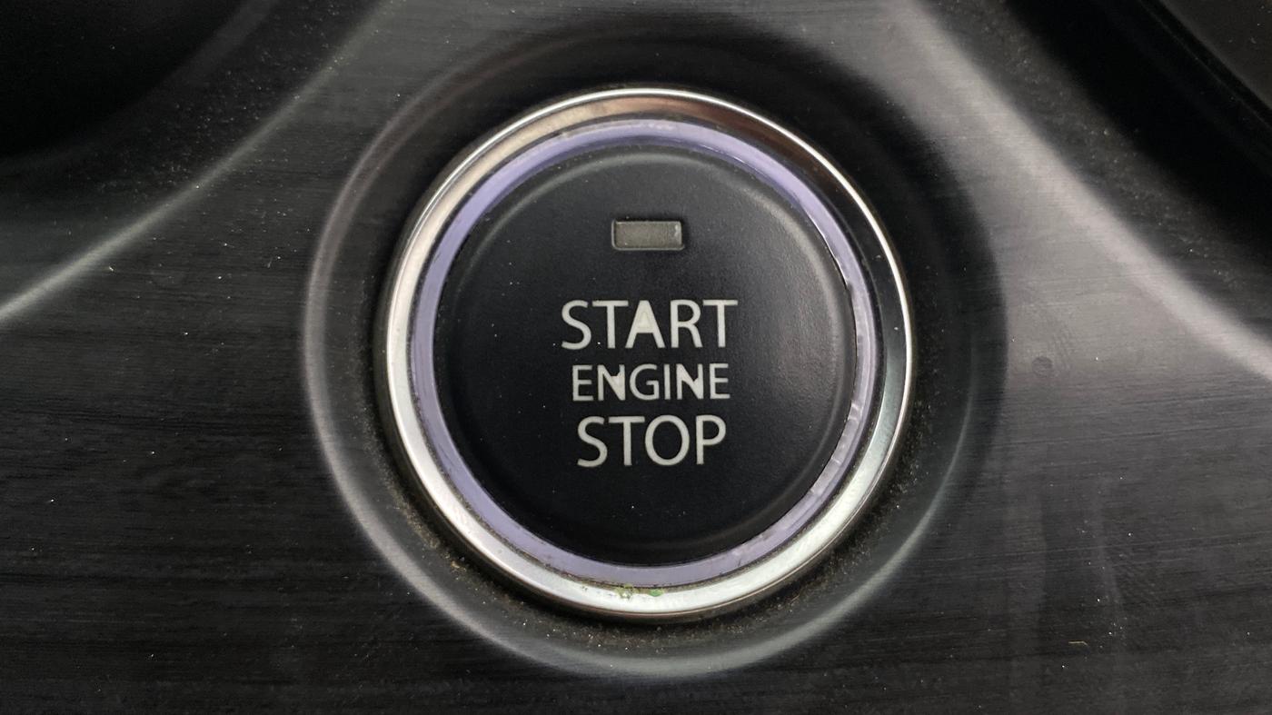 2021 Tata Safari XZA, Diesel, Automatic, 71,350 km, Keyless Start/ Stop Button