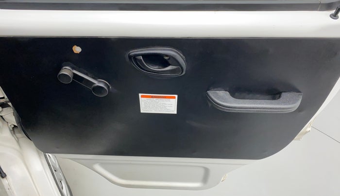2020 Maruti Eeco 5 STR CNG WITH AC PLUSHTR, CNG, Manual, 27,692 km, Driver Side Door Panels Control