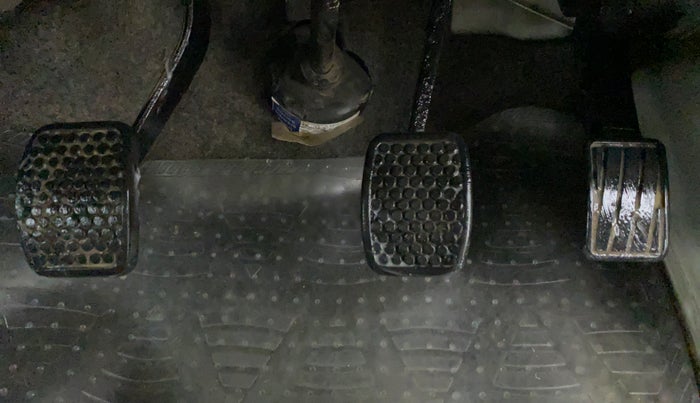 2020 Maruti Eeco 5 STR CNG WITH AC PLUSHTR, CNG, Manual, 27,692 km, Pedals