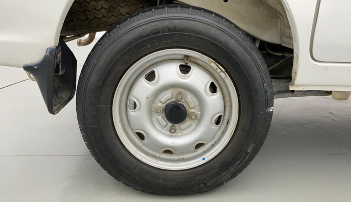 2020 Maruti Eeco 5 STR CNG WITH AC PLUSHTR, CNG, Manual, 27,692 km, Right Rear Wheel