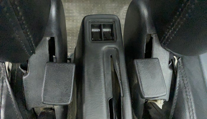 2020 Maruti Eeco 5 STR CNG WITH AC PLUSHTR, CNG, Manual, 27,692 km, Driver Side Adjustment Panel