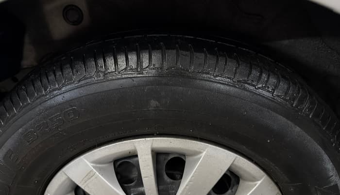 2015 Hyundai i10 SPORTZ 1.1, Petrol, Manual, 41,775 km, Right Rear Tyre Tread