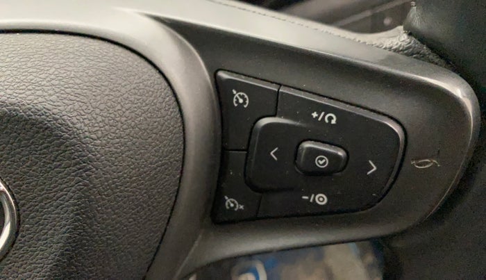 2023 Tata ALTROZ XZA + SUNROOF, Petrol, Automatic, 33,944 km, Adaptive Cruise Control