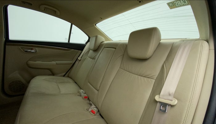 2018 Maruti Ciaz ALPHA 1.5 SHVS PETROL, Petrol, Manual, 27,958 km, Right Side Rear Door Cabin