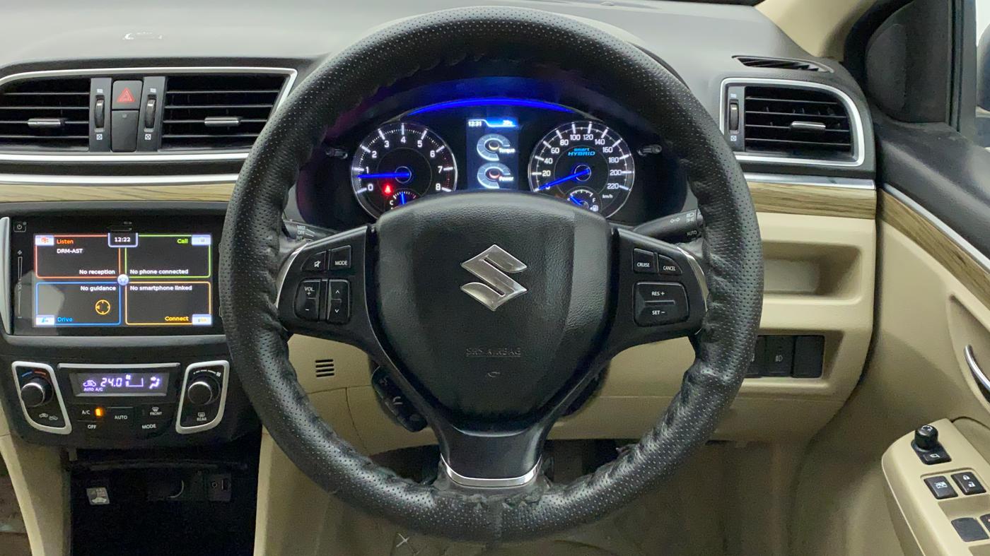 2018 Maruti Ciaz ALPHA 1.5 SHVS PETROL, Petrol, Manual, 27,958 km, Steering Wheel Close Up
